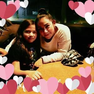 Meet your Posher, Tania